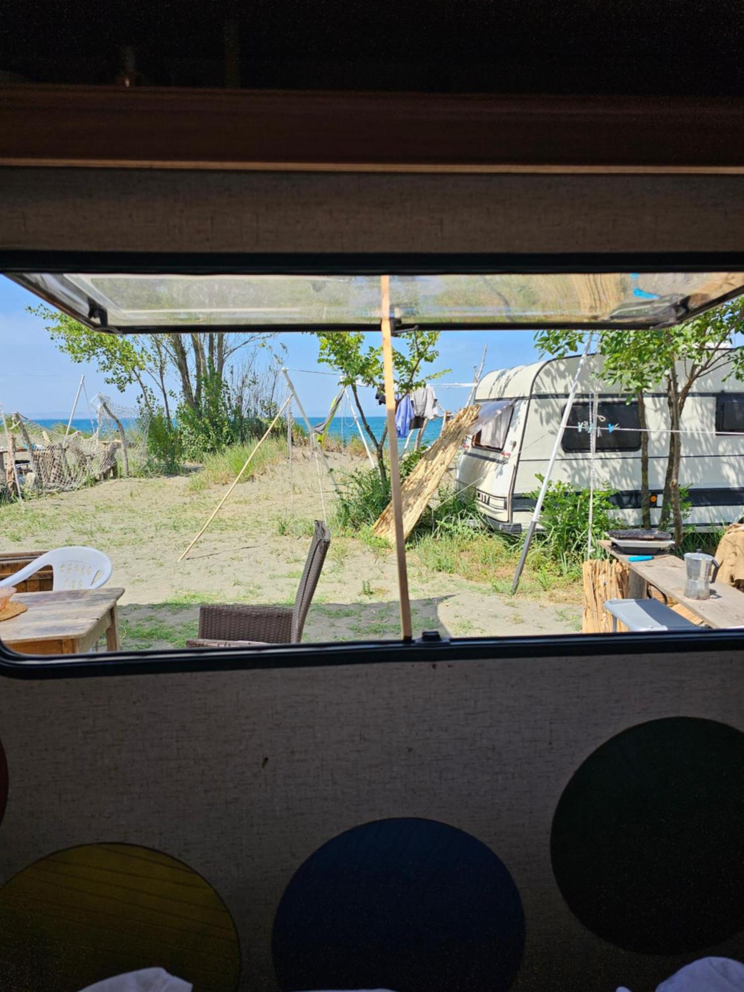 Beachfront Caravans Černomorec Exteriér fotografie