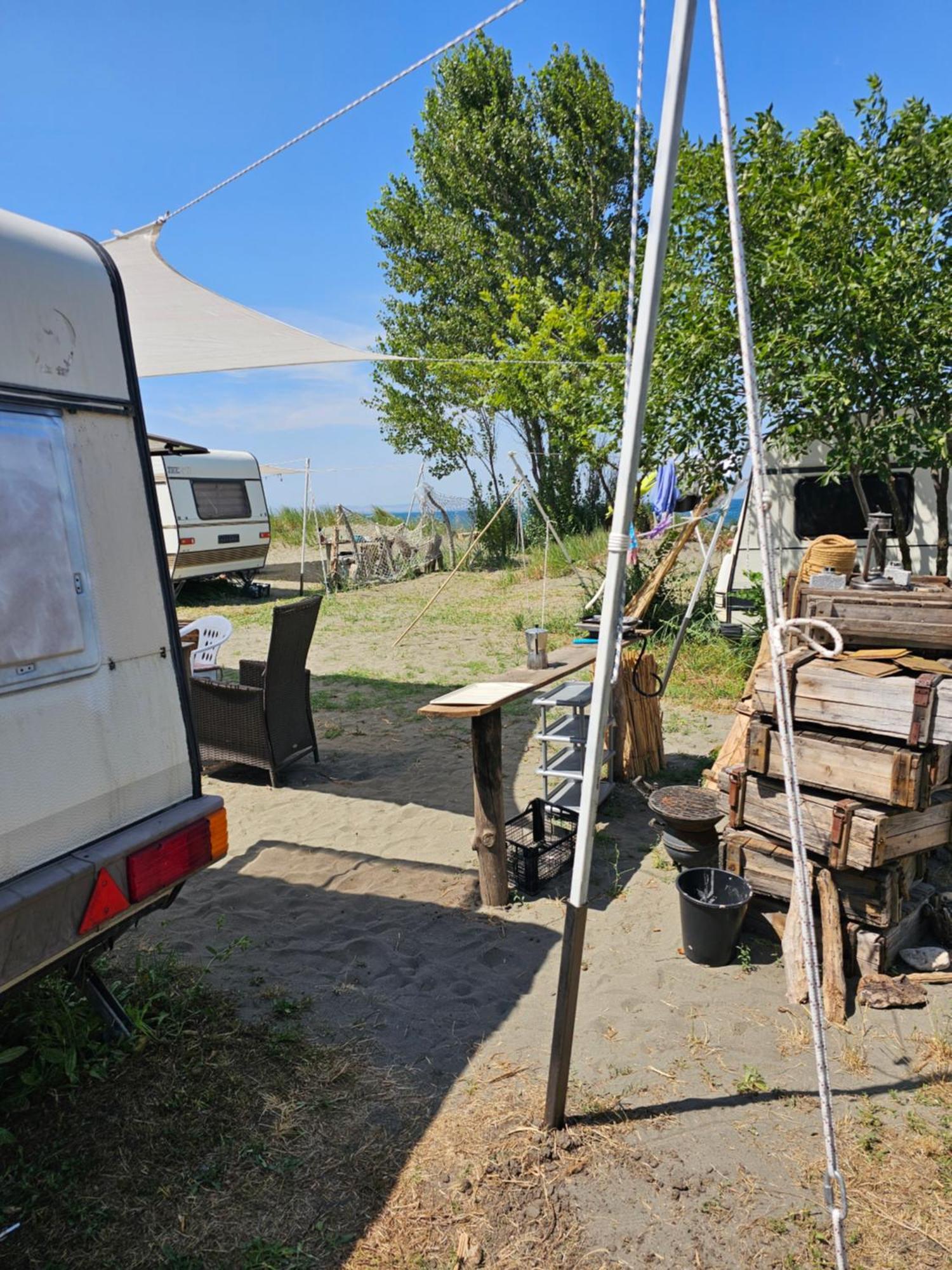 Beachfront Caravans Černomorec Exteriér fotografie
